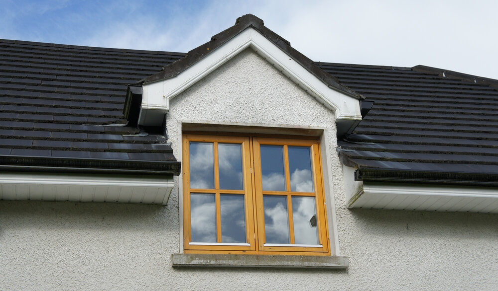 fenêtre en bois