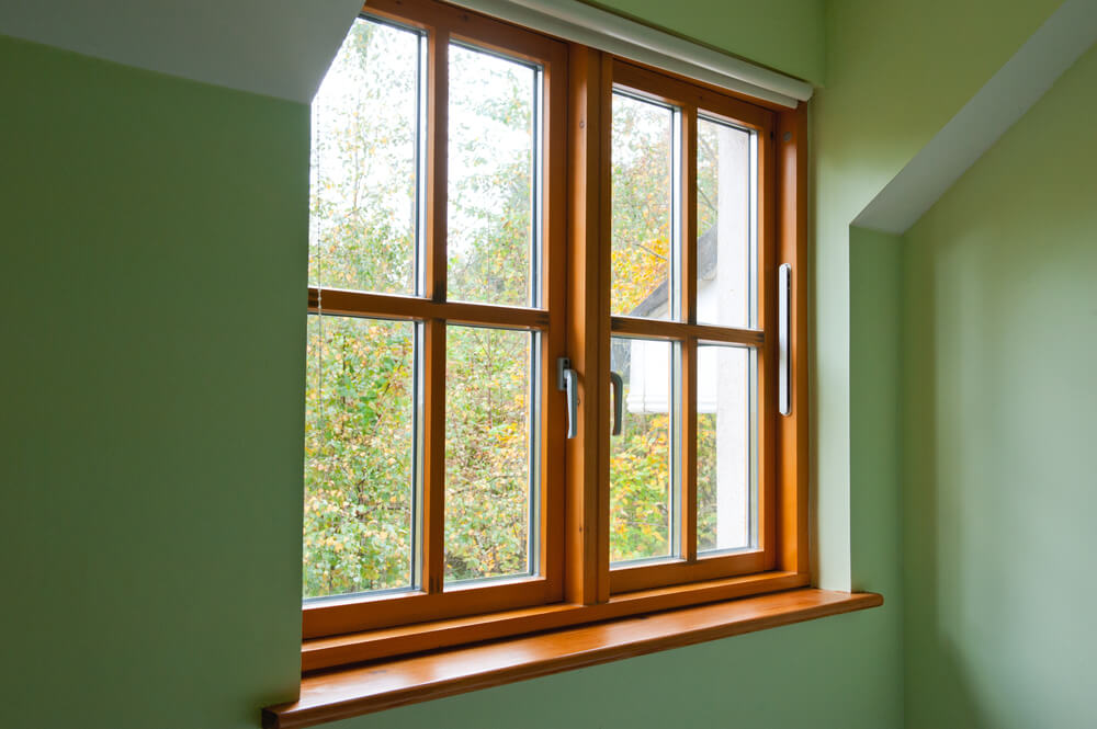 fenêtre en bois